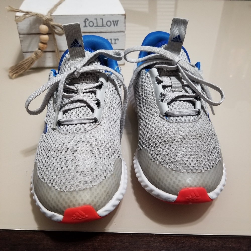SNEAKERS | ADIDAS